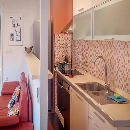 Charming Riverside Retreat Διαμέρισμα *