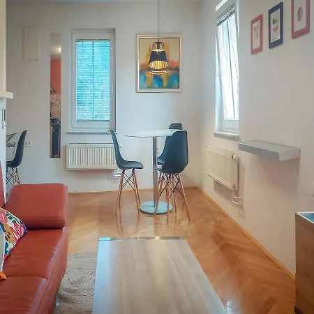 Charming Riverside Retreat * Ljubljana